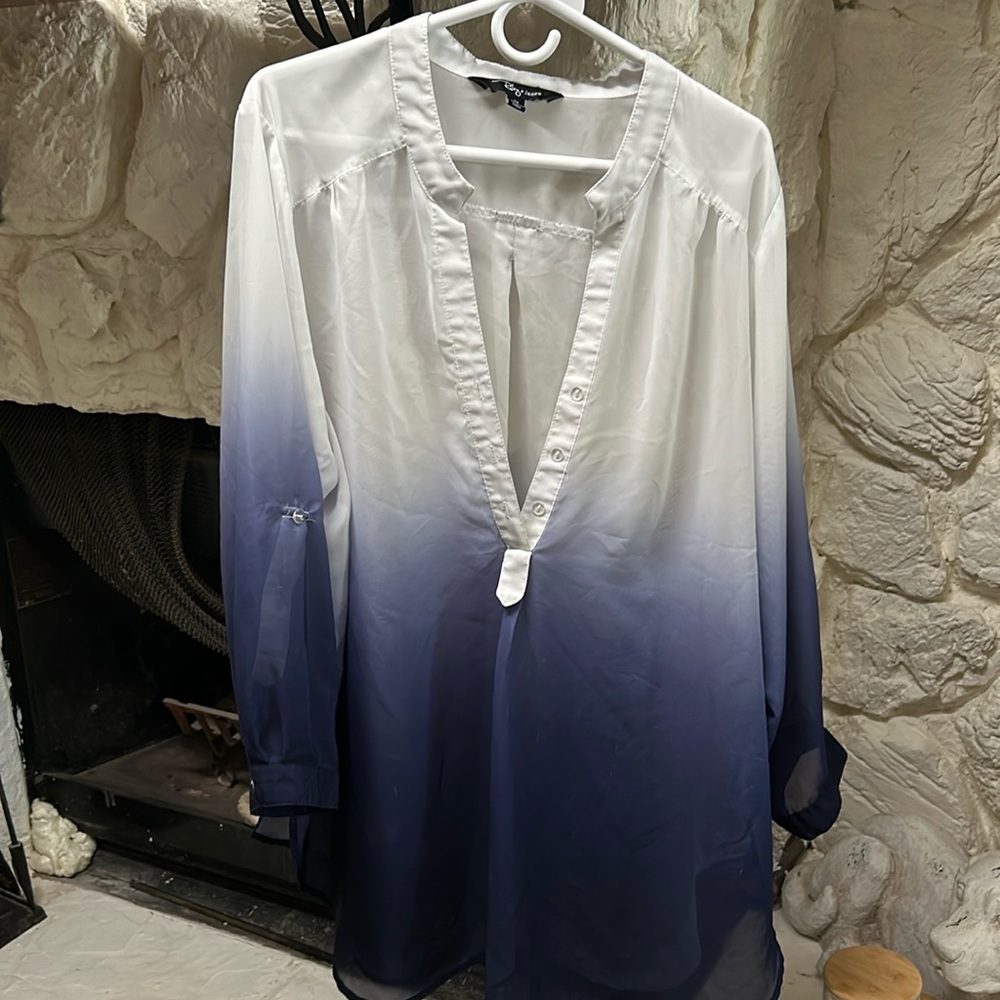 3X Riley + James white and navy ombré blouse